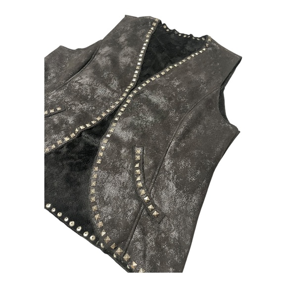 Montanaco Faux Leather Black Studded Vest - Picture 3 of 7